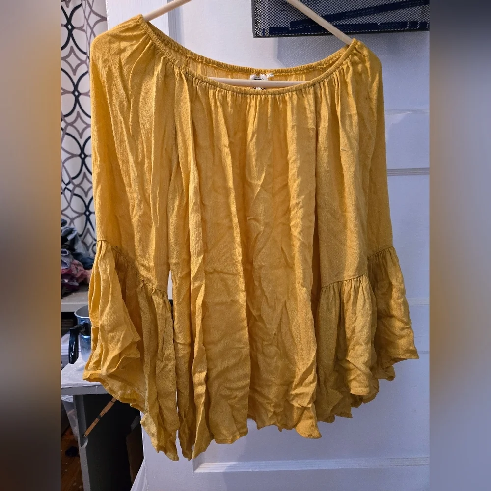 Flowy Yellow Blouse